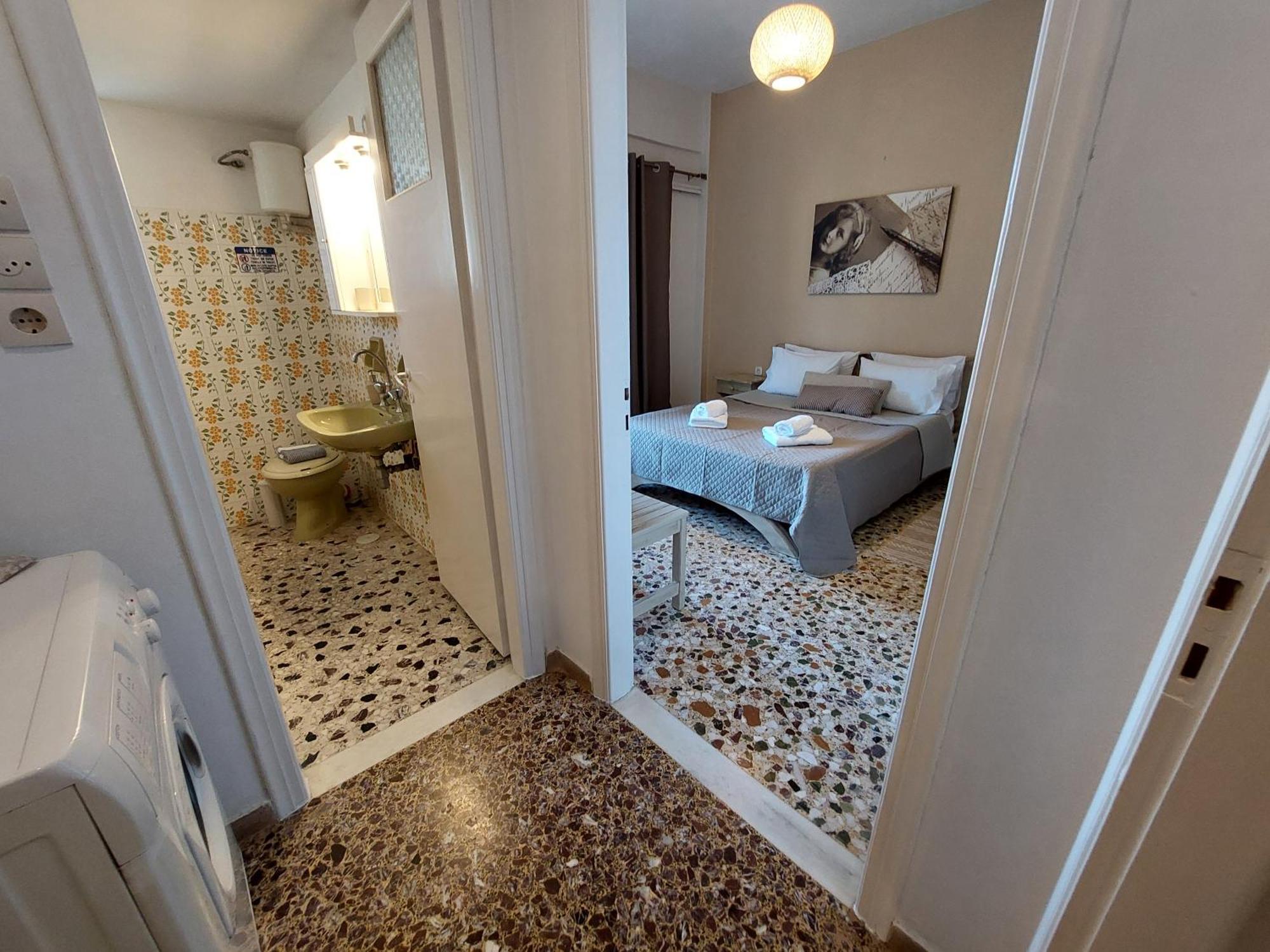 ואטי Lourantos Studios & Apartments מראה חיצוני תמונה