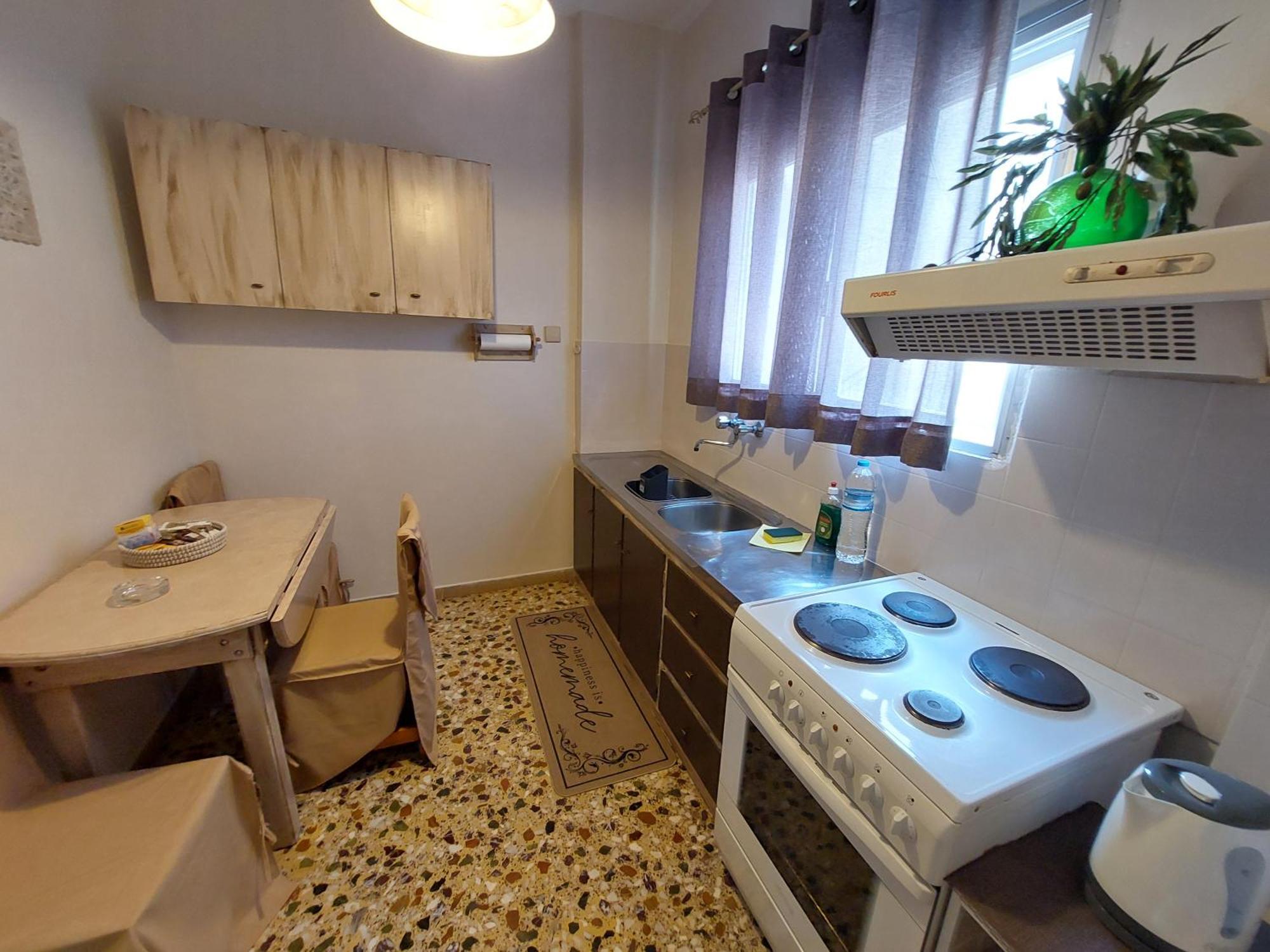 ואטי Lourantos Studios & Apartments מראה חיצוני תמונה