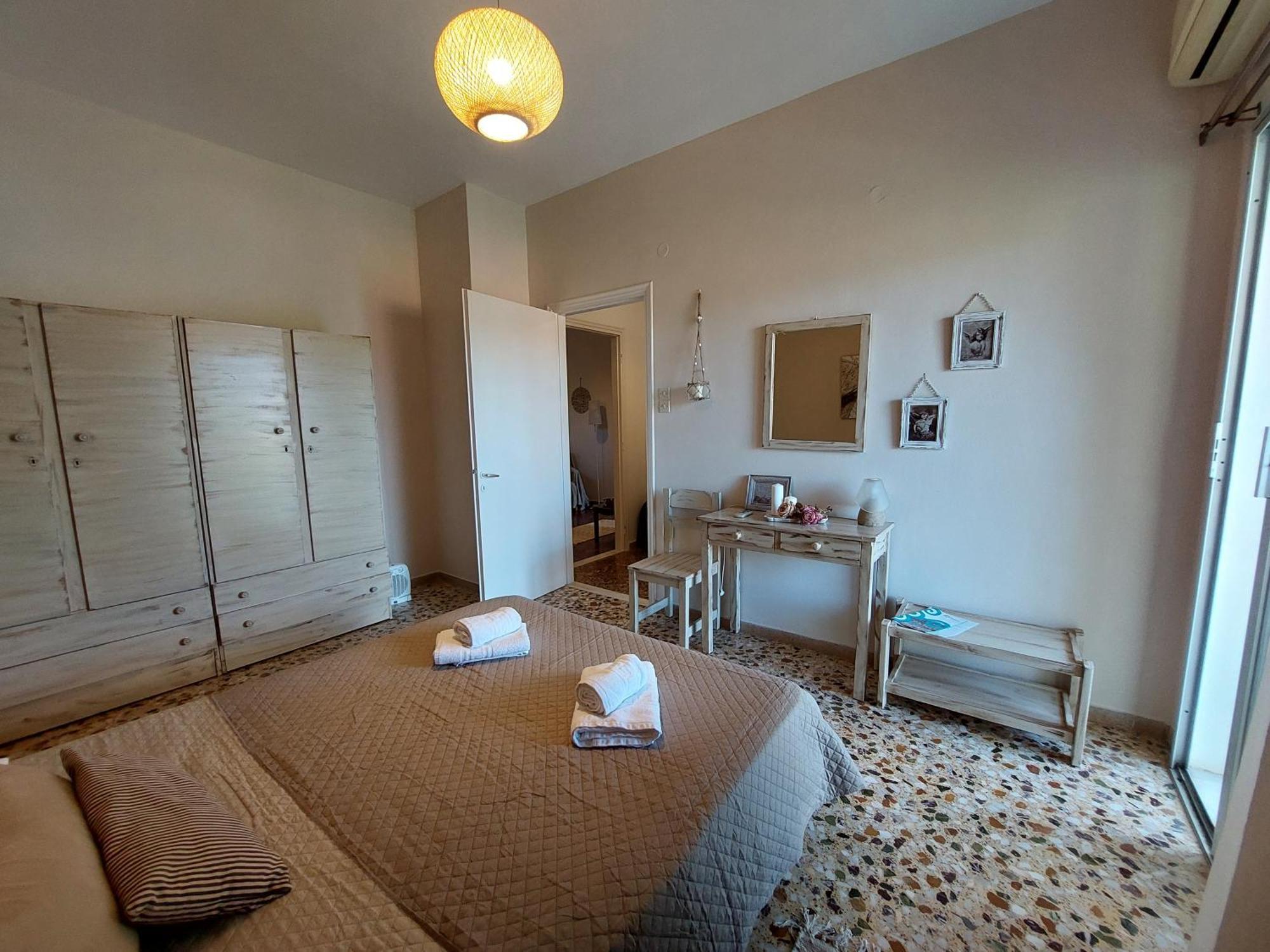 ואטי Lourantos Studios & Apartments מראה חיצוני תמונה